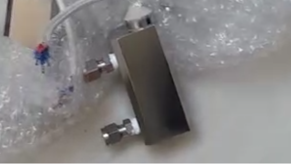 宏瑞德5分鐘講解丨氧化鋯氧分析器直插式和抽取式有何區(qū)別？